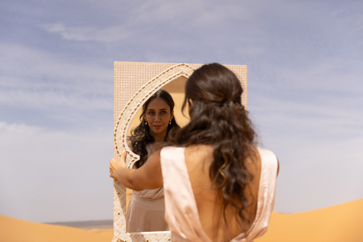 Pure Reflection Mirror Mirror Lustro Dusty Rose – Pure Reflection