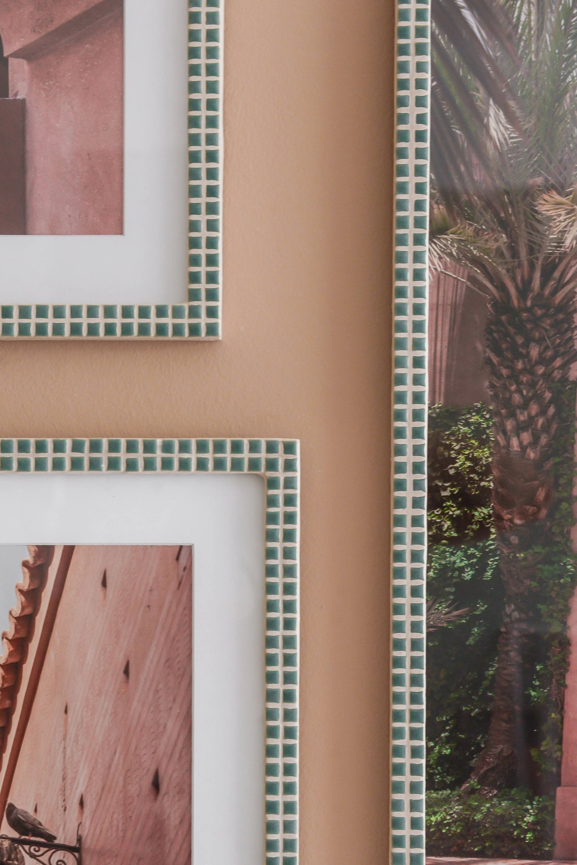 Close-up of green mosaic texture and grout details – Pure Reflection