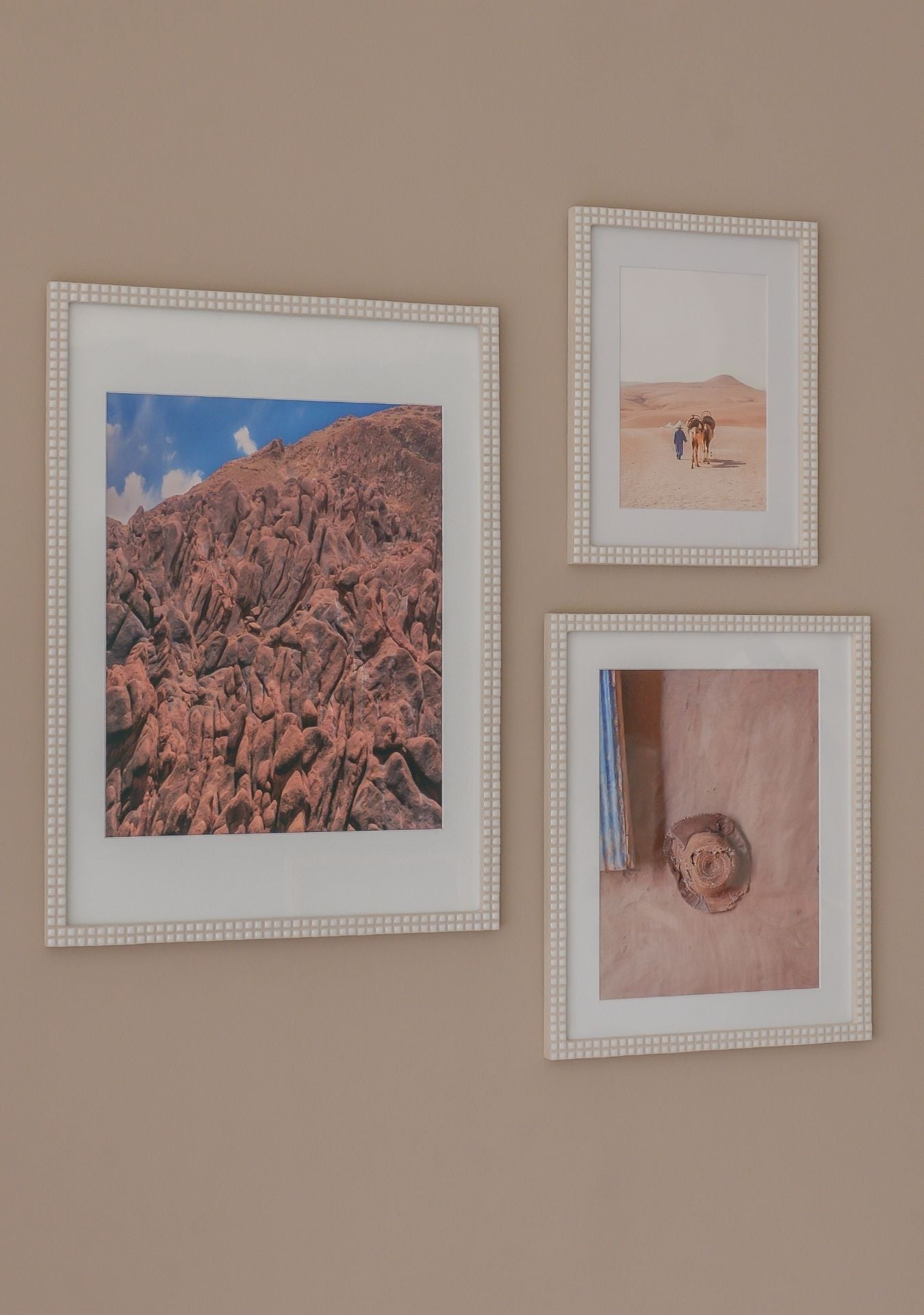 Handcrafted white mosaic photo frames with ceramic grout – Pure Reflection