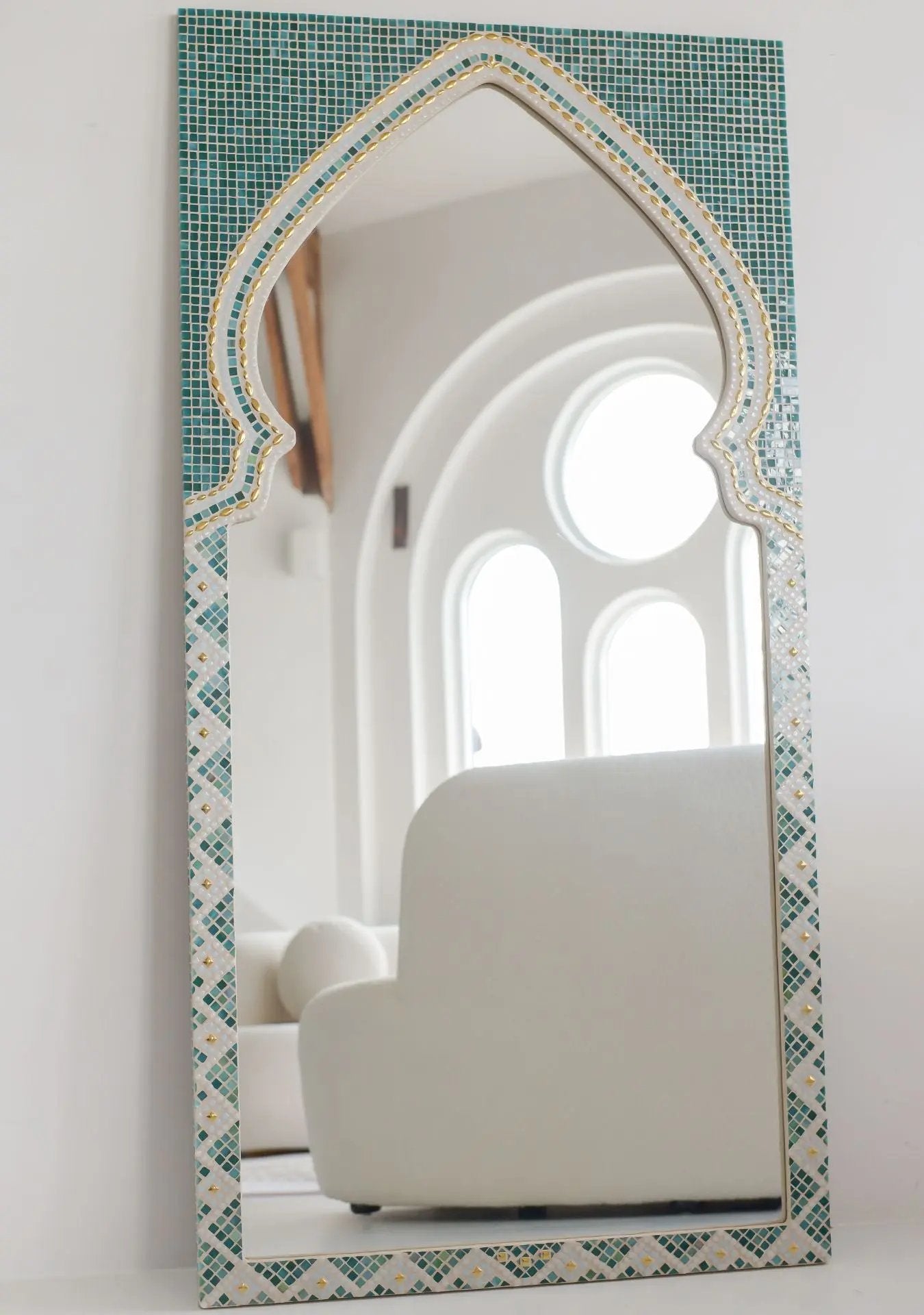 Handcrafted mosaic mirror Maraya Green with oriental arch shape — Pure Reflection handmade design.