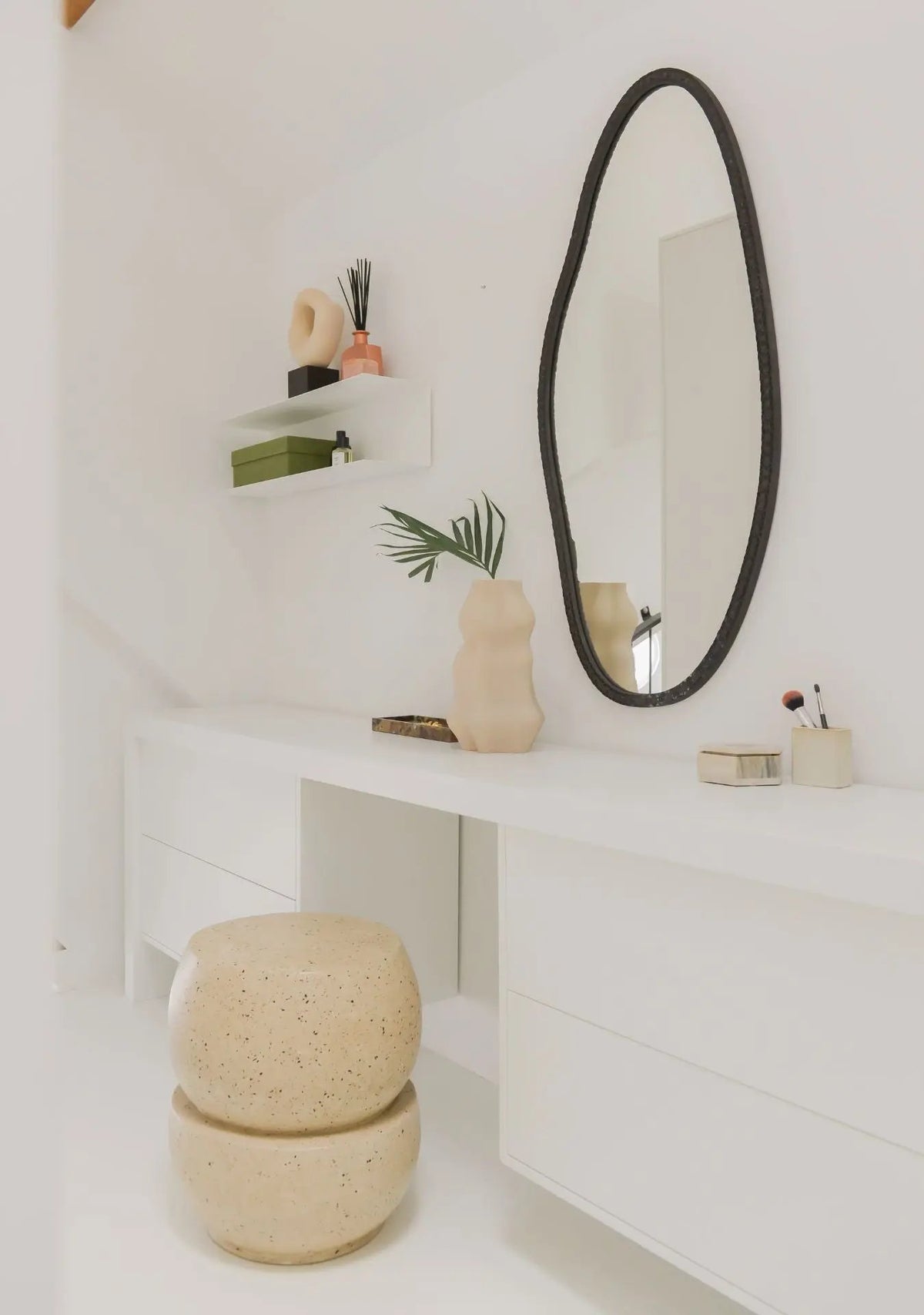 Pure Reflection Mirror Mirror Ovalie Black – Pure Reflection
